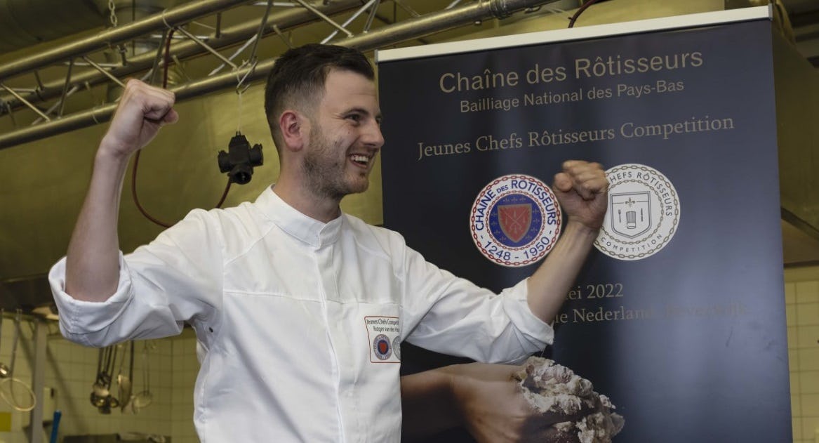 Rutger van der Hoeven wint kookwedstrijd Jeunes Chefs Rôtisseur