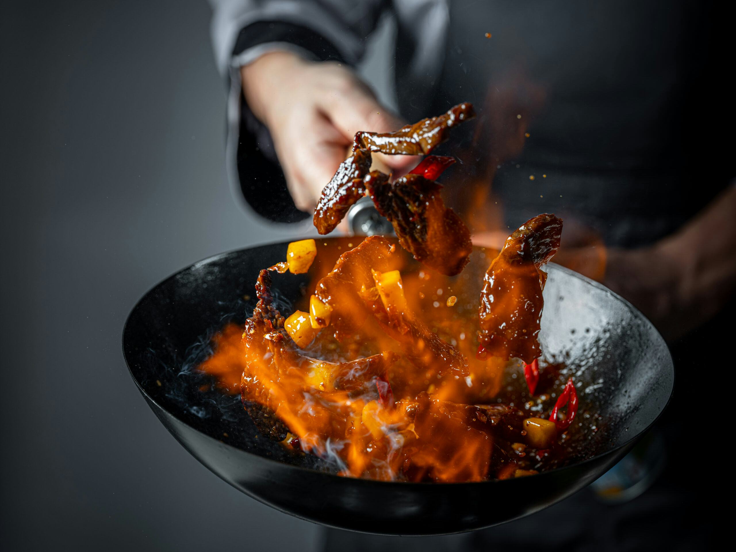 Gebrek aan vakbekwame koks breekt Chinese restaurants op