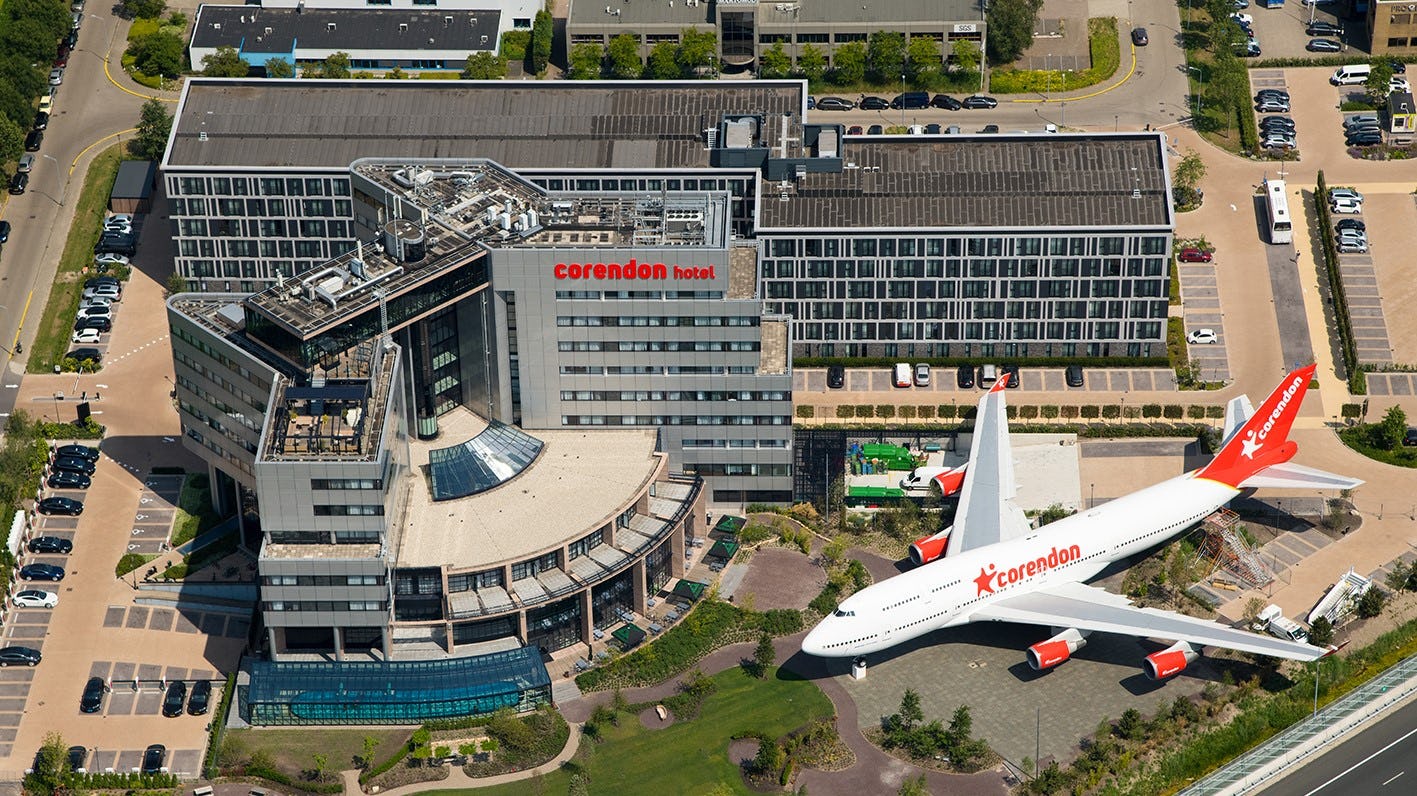 De drie locaties van Corendon in Badhoevedorp, samen Corendon Village. 