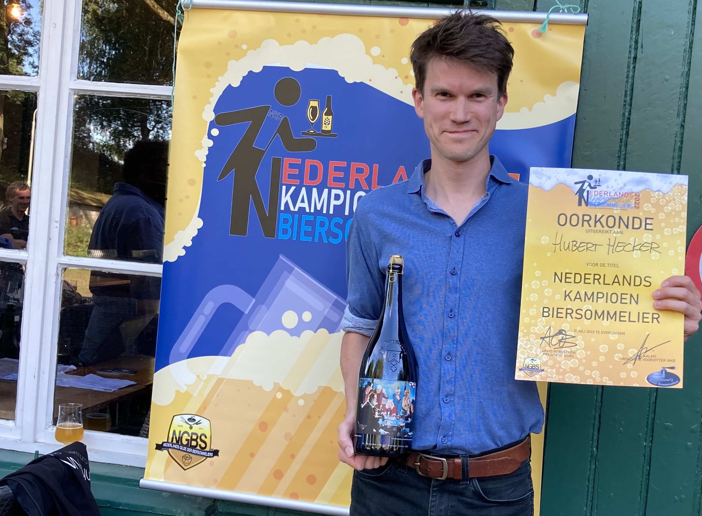 Hubert Hecker, biersommelier van De Nieuwe Winkel is winnaar van het NK Biersommelier 2022.