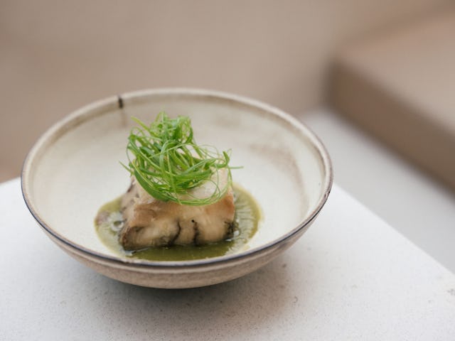 Aubergine Filet, Salsa Verde. Foto-credits: Jesaja Hizkia