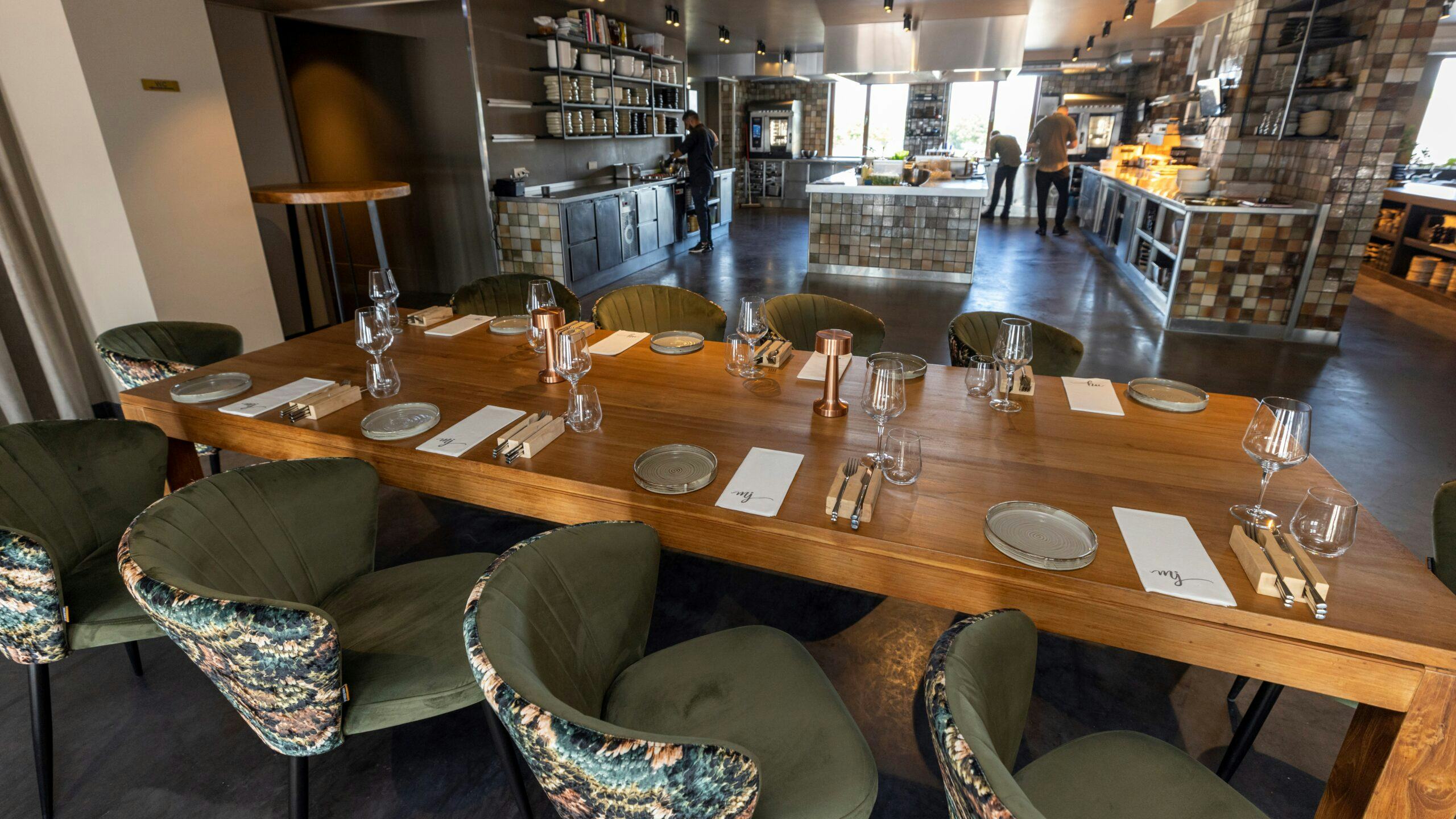 Chefs table van MJ Cafe in Lelystad. (meer beeld in het artikel)