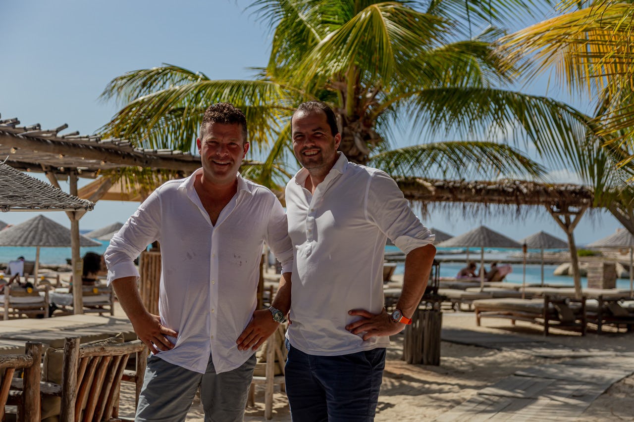 Eigenaar tweesterrenrestaurant begint tropisch avontuur Ocean Oasis Beach Club