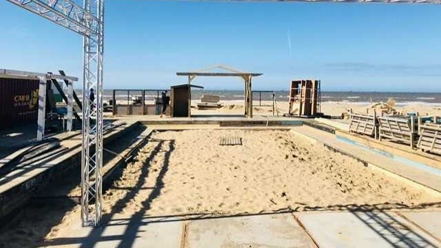 Is het afbreken van strandpaviljoens nog wel van deze tijd?