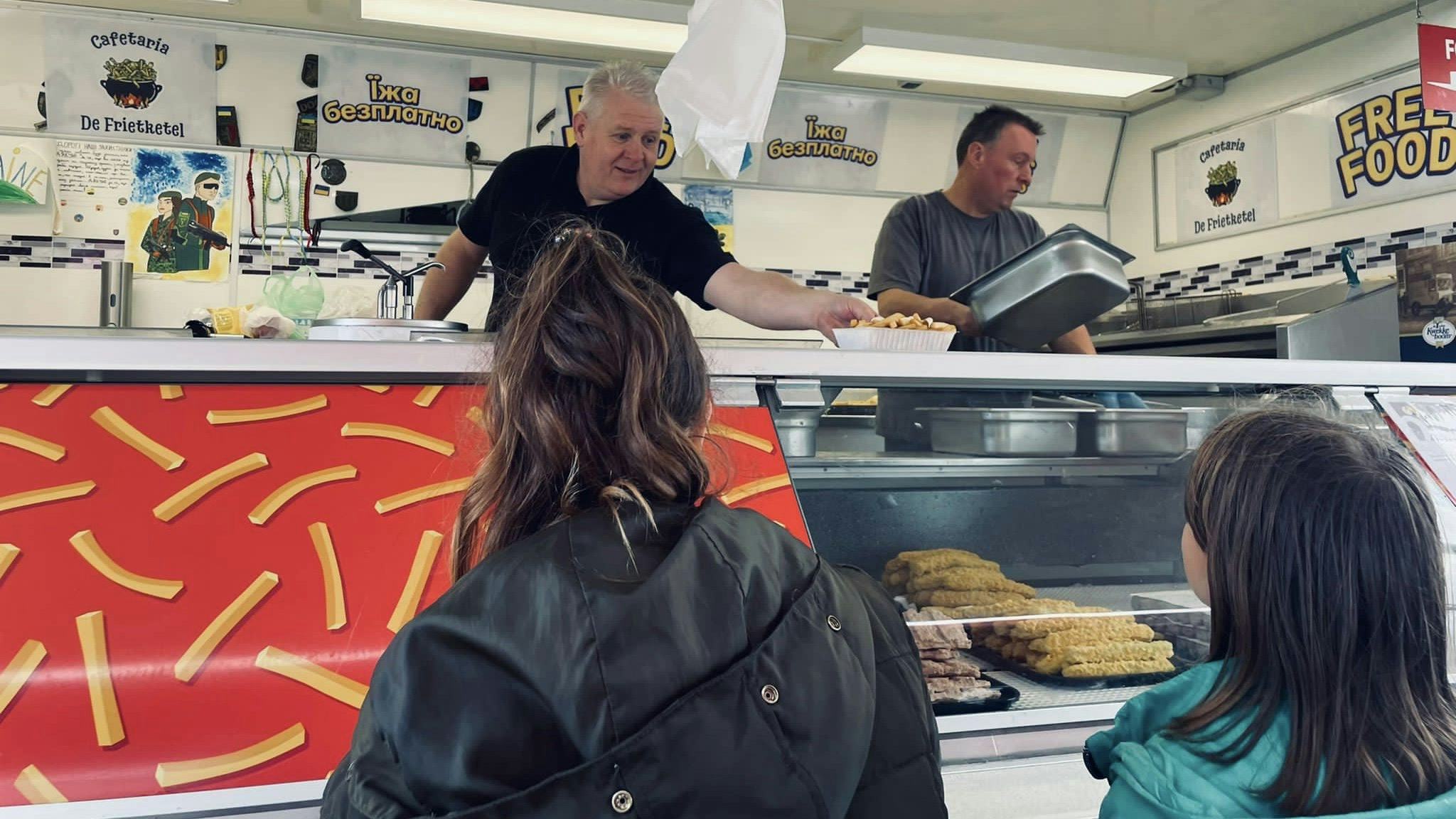 Al kwart miljoen gedoneerd voor ondernemers die in Oekraïne friet bakken 