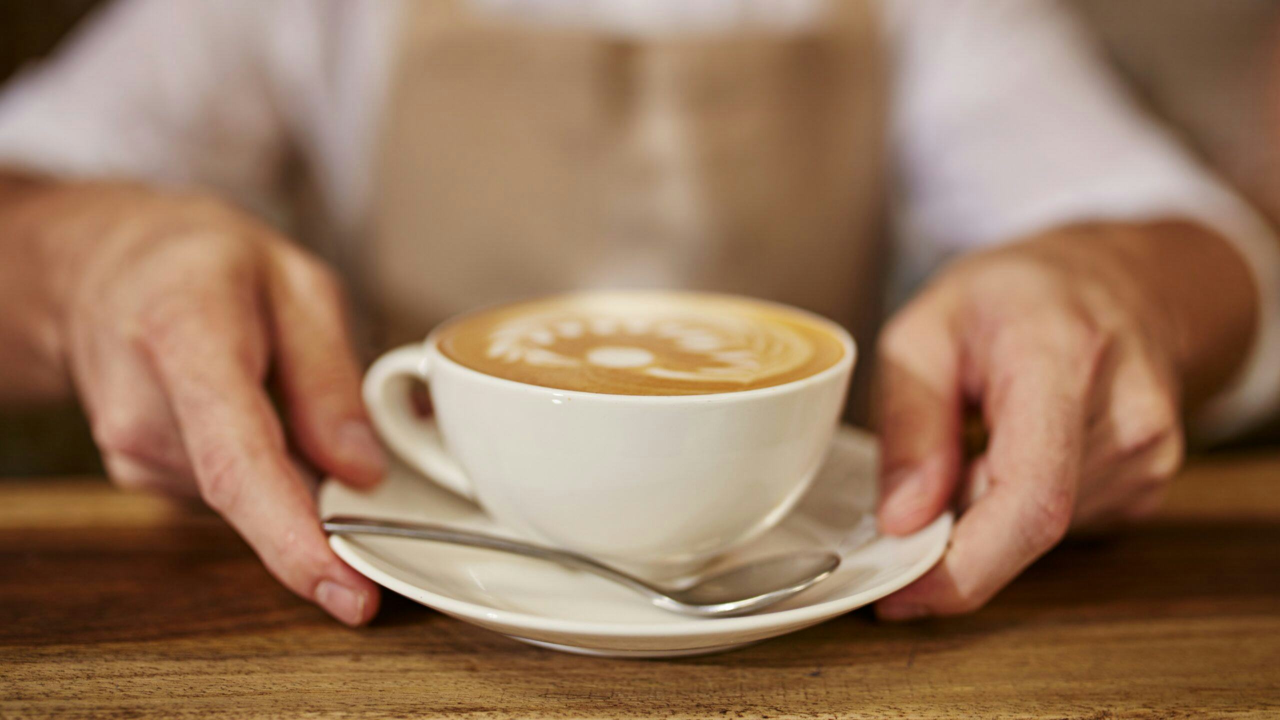 Resultaten koffie-enquête 2022: prijs van kop koffie explodeert