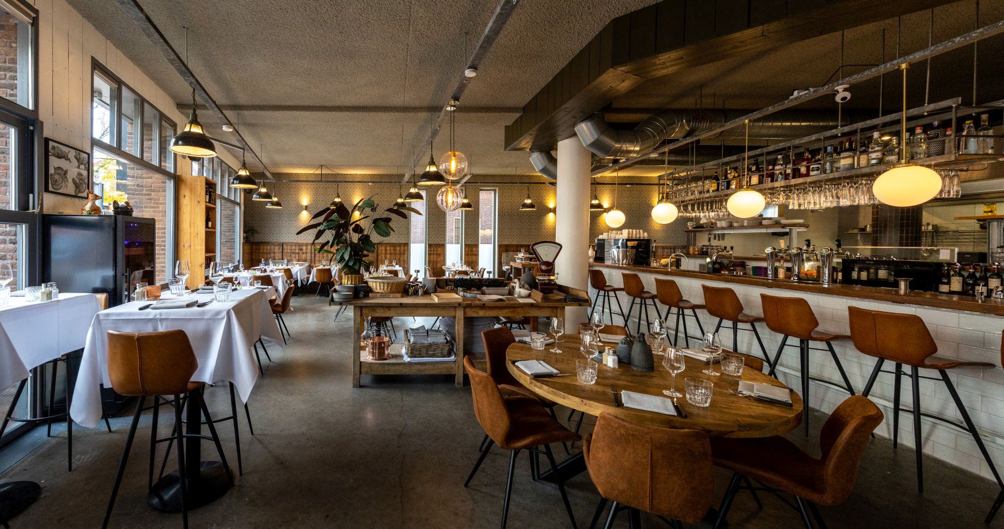 De Poelier: Verantwoorde kip en ambachtelijke bereidingen