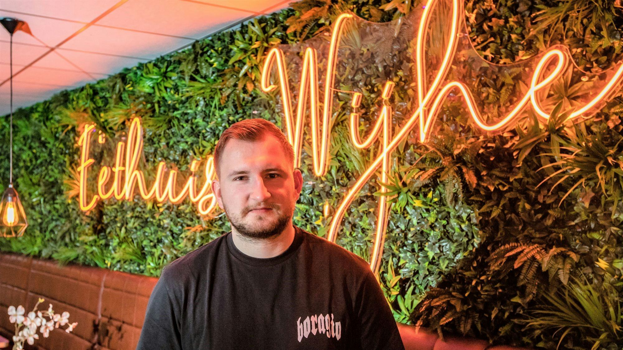 Adriaan Kluin, eigenaar van Eethuis Wijhe