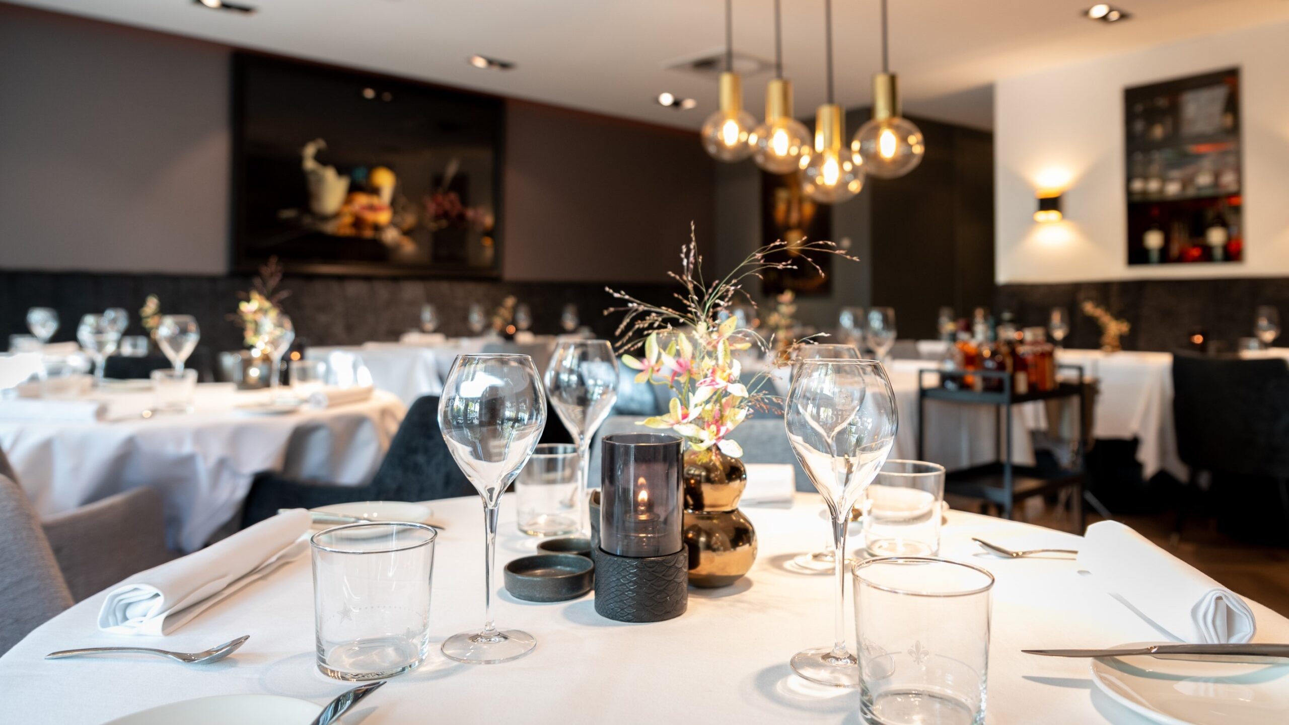 Restaurant The Dining Room  geopend in voormalige Balkonkamer De Swaen