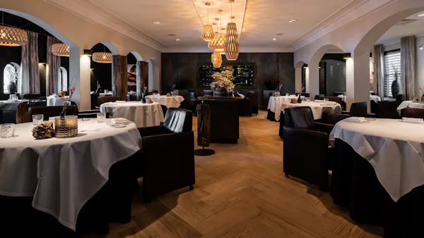 Tweesterrenrestaurant De Kromme Watergang na restyling