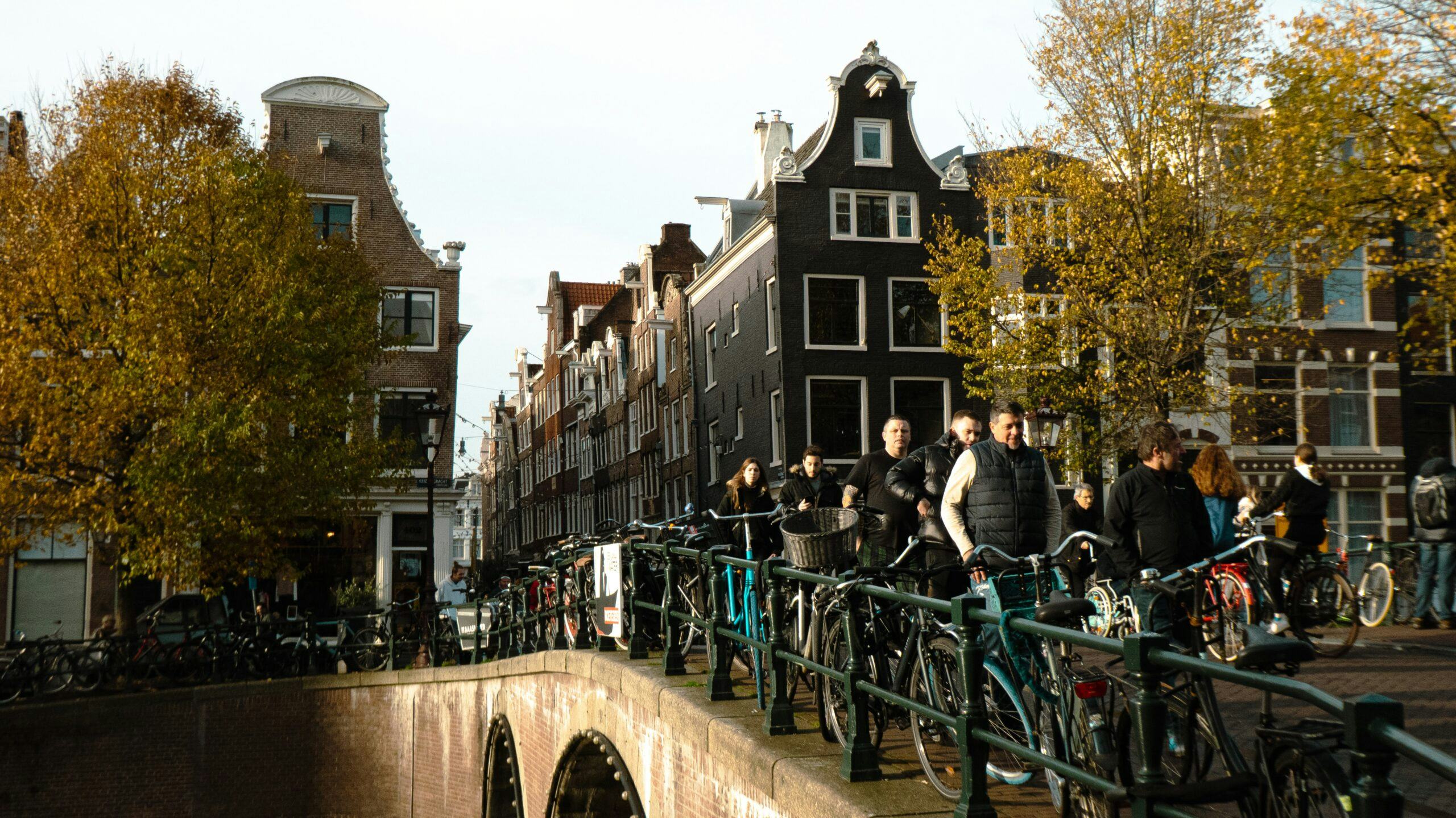 Amsterdamse hotels mogelijk naar rechter om verhoging toeristenbelasting