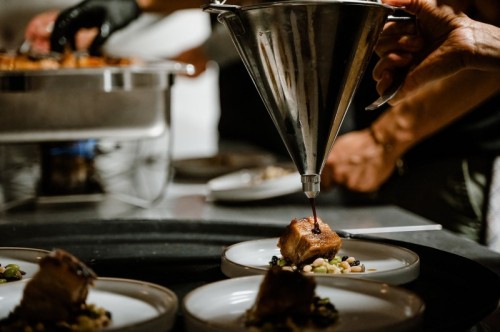 De Maaltuin:  typisch 'gevangeniseten' op plek Bijlmerbajes