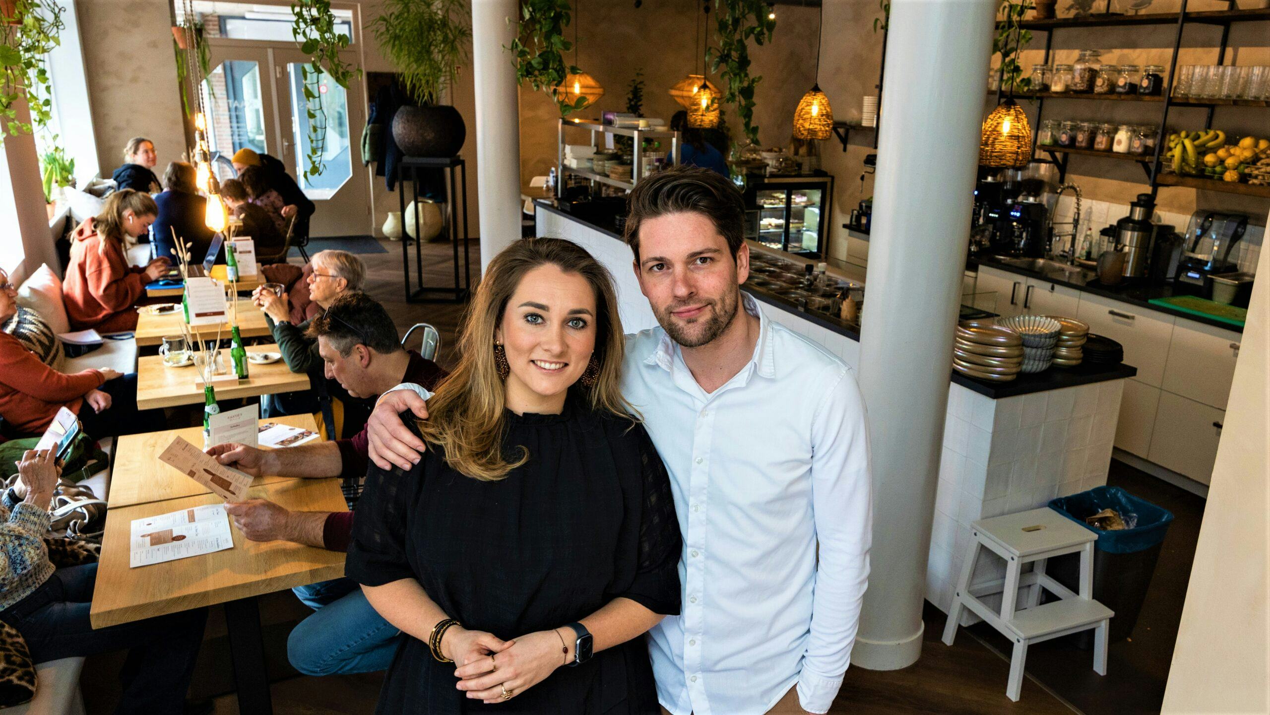 Agnes Raggers en Thom Groenendal van Kaatje's Bakery Café. Foto: Diederik van der Laan