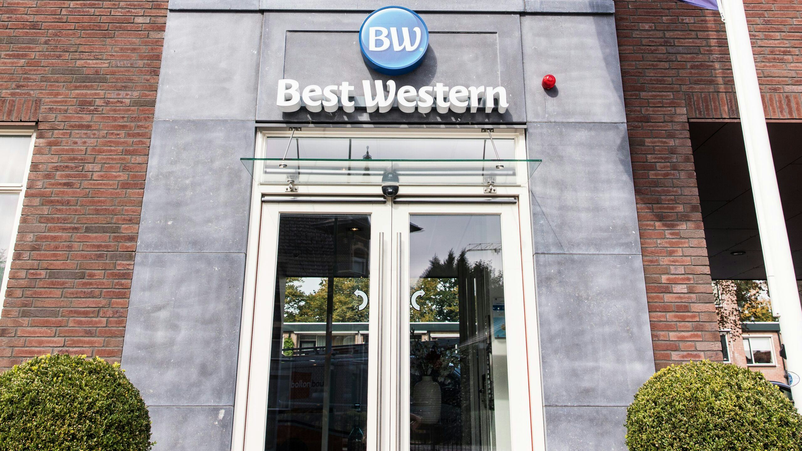 Raspberry Group neemt Best Western Den Haag en Woerden over
