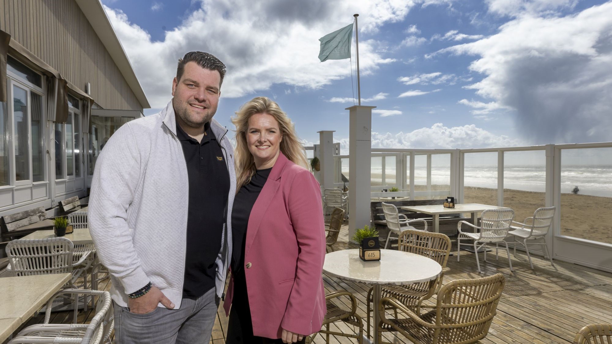 Strandpaviljoen Zeezicht weer open: roerige start, mooie toekomst