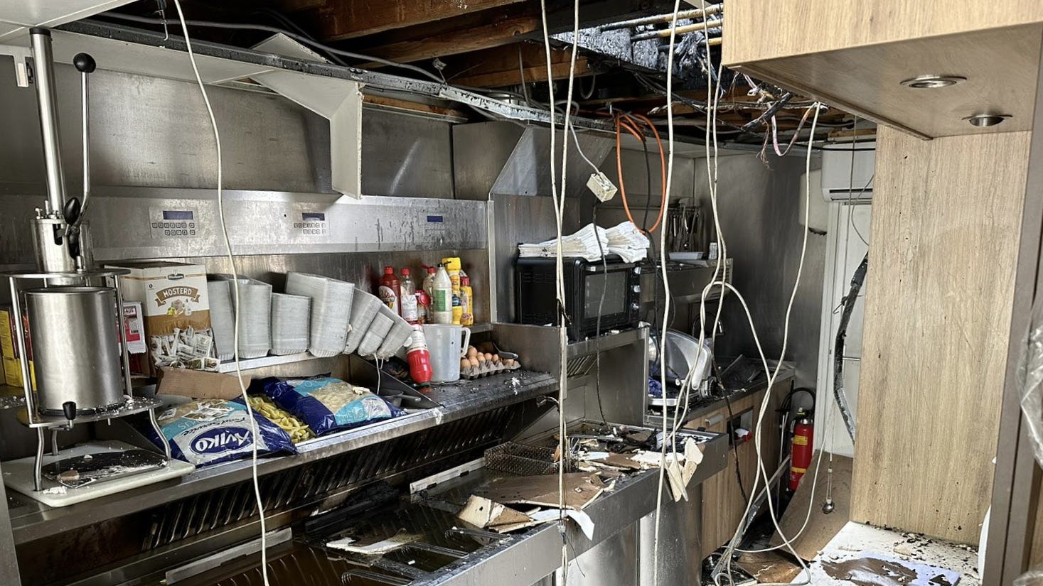 Crowdfunding zoon na brand in cafetaria ouders: verwachte schade 4 ton