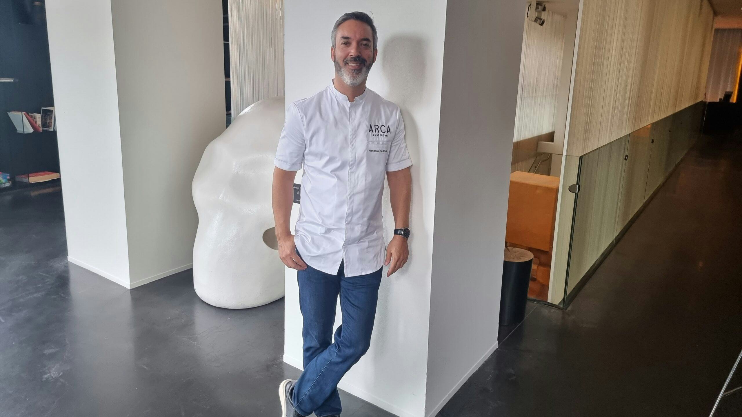 Portugese tweesterrenchef stelt nieuwe chef-kok restaurant Arca aan