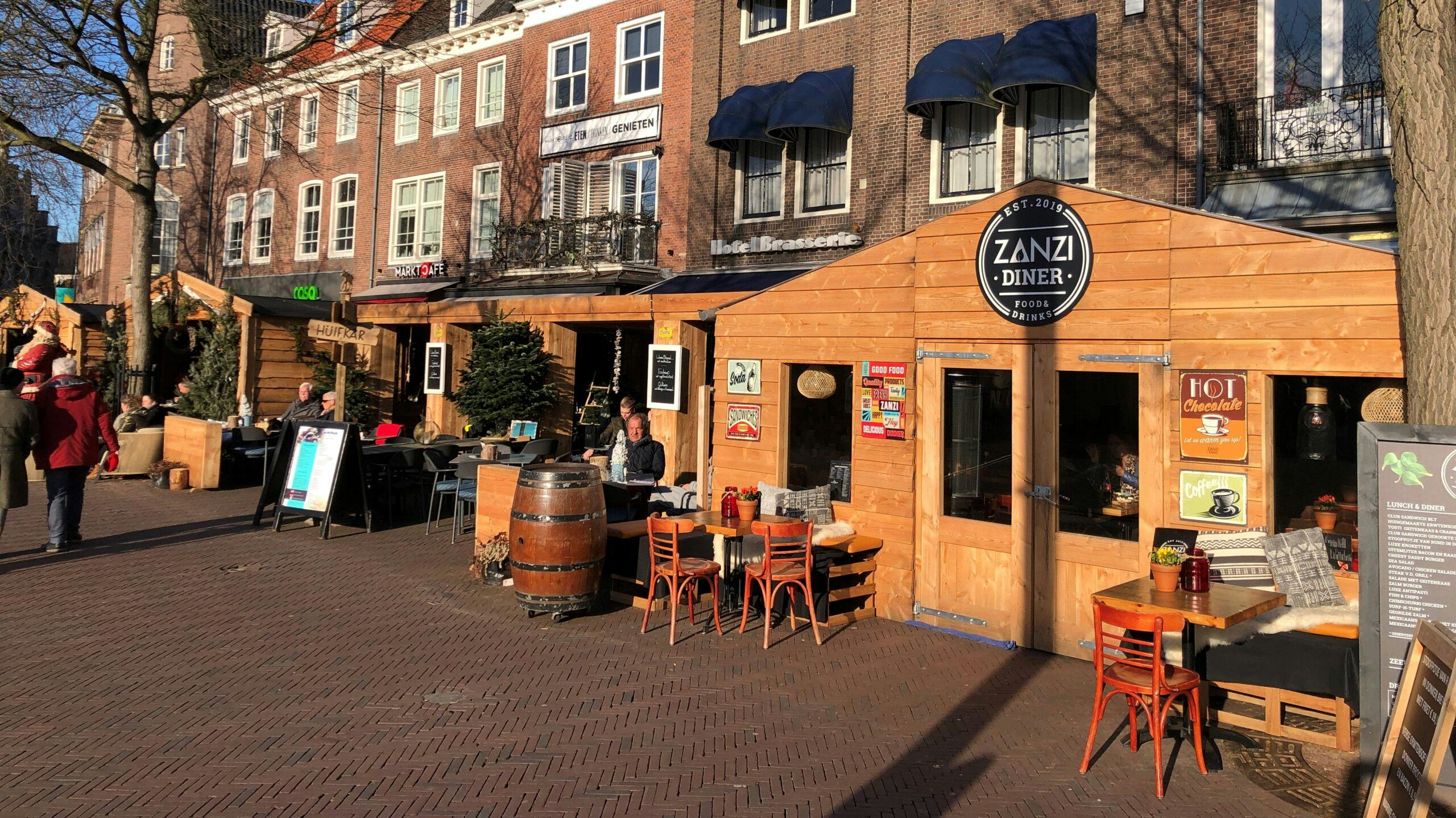 Middelburgse ondernemers bouwen winterterras: 'Extra kosten snel terugverdiend'