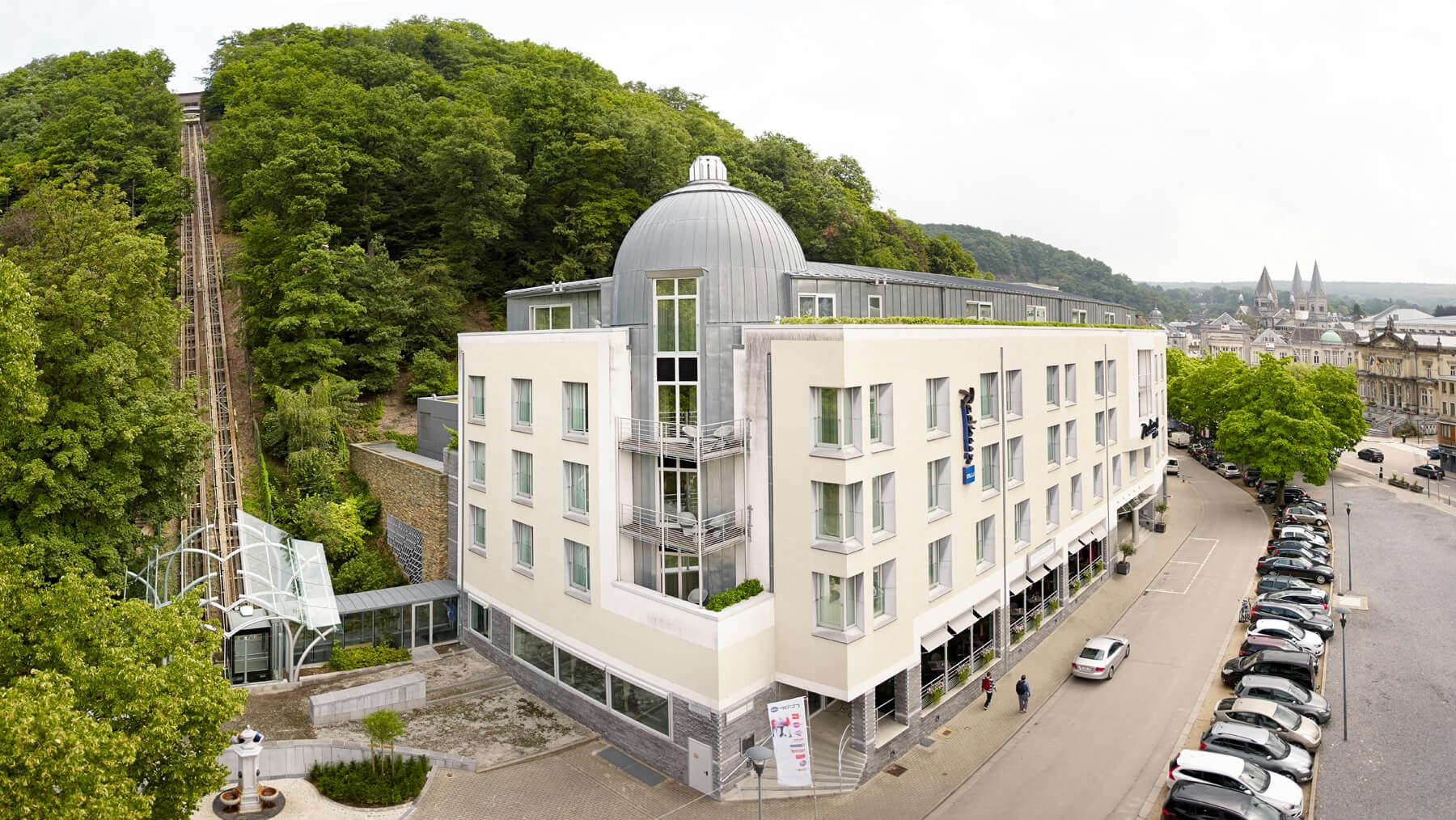 Van der Valk neemt Radisson Blu Palace Hotel in Belgisch Spa over