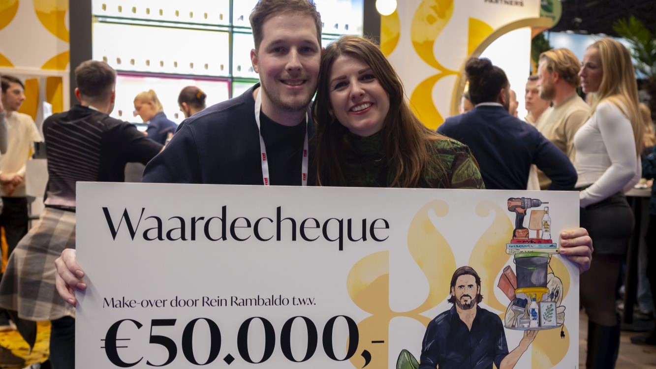 Frank van Meegen, eigenaar van De Zoes en bedrijfsleider Joke Emonts. 