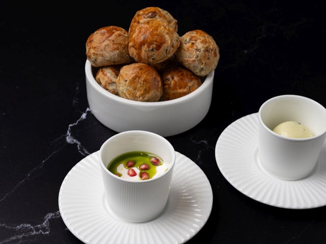 Brood en dip.
Foto-credits: Charlotte Mauritz, Annoncé Management