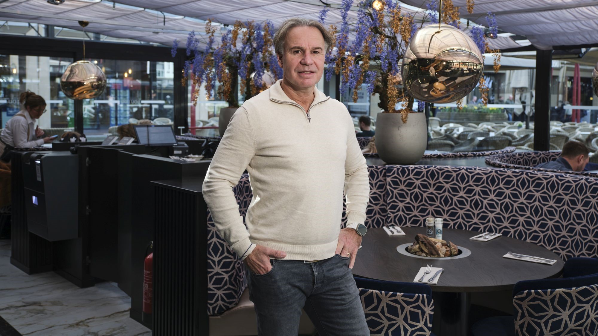 René Bogaart in Chez Lou Lou
Foto-credits: Fred Libochant Fotografie