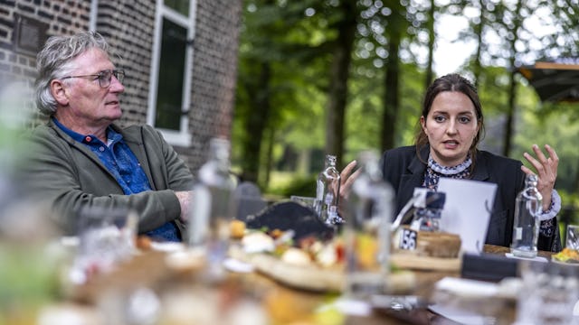 Janine van den Eijnden en haar vader vertellen over hun bedrijf Het Dinghuis.