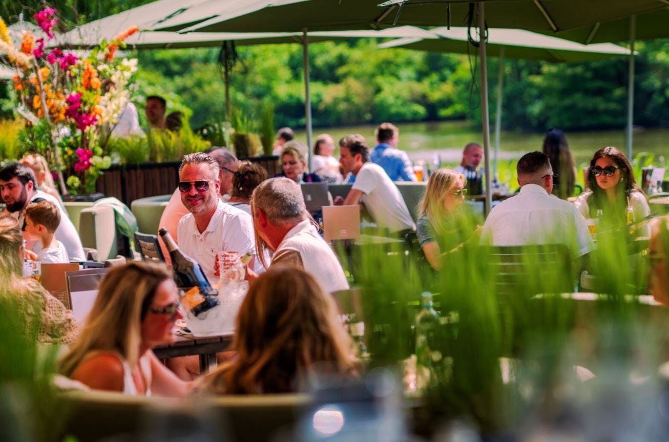 De ideale voorbereiding op terrasseizoen volgens Lake House Rotterdam: 'Zo win je de zomer'