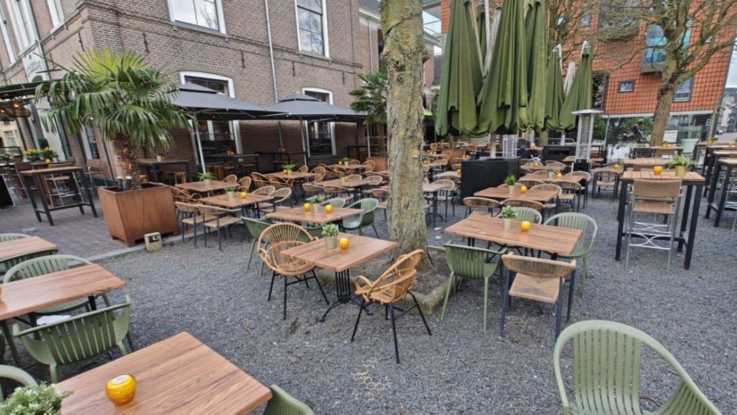 Waarom Het Stadscafé in Apeldoorn klaar is voor het terrasseizoen