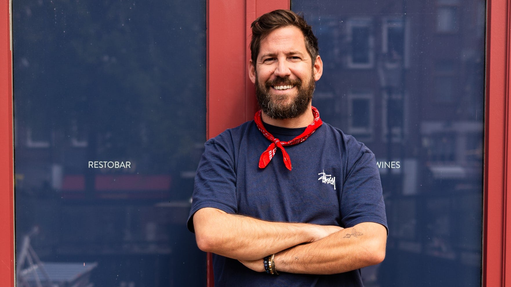 Angelo Kremmydas opent restobar Massalia in Amsterdam-Oost