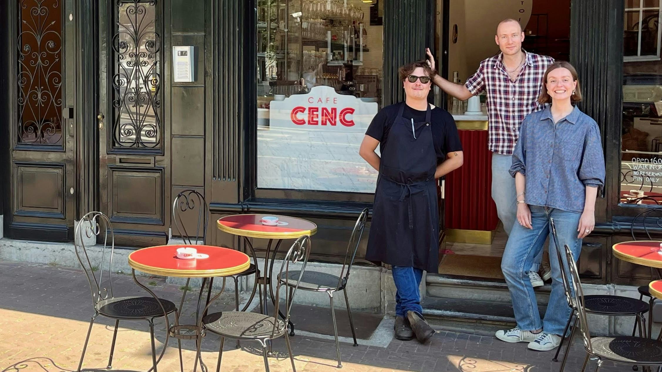 Wanne de Vries (l), Beau Parry en Zwaan Parry - van Weert