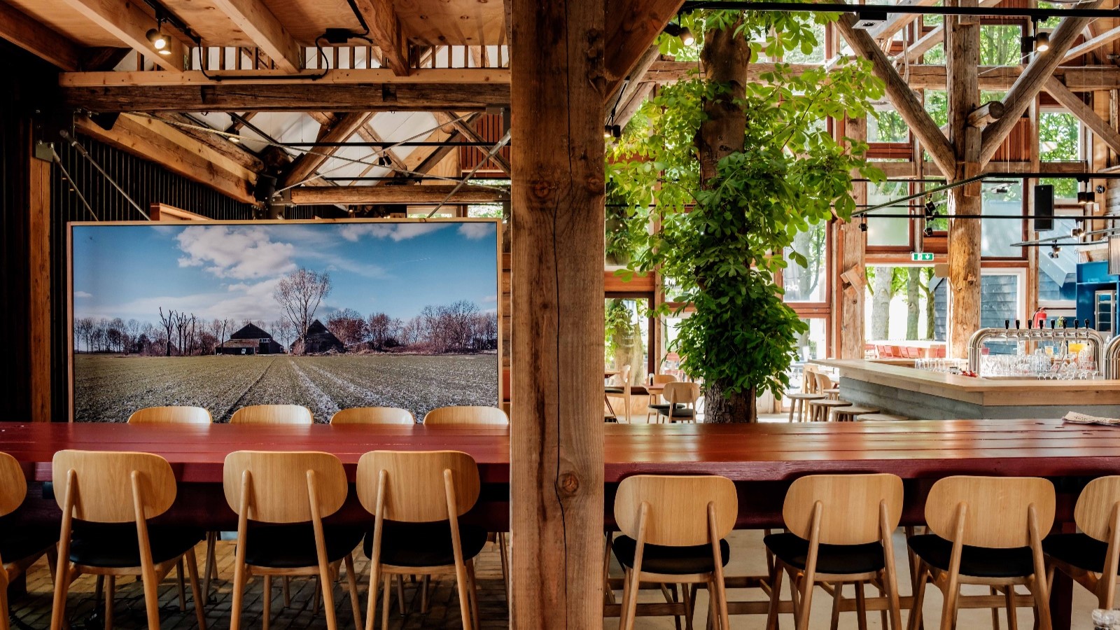 Interieur van KASTAN (foto: Felice Hofhuizen)