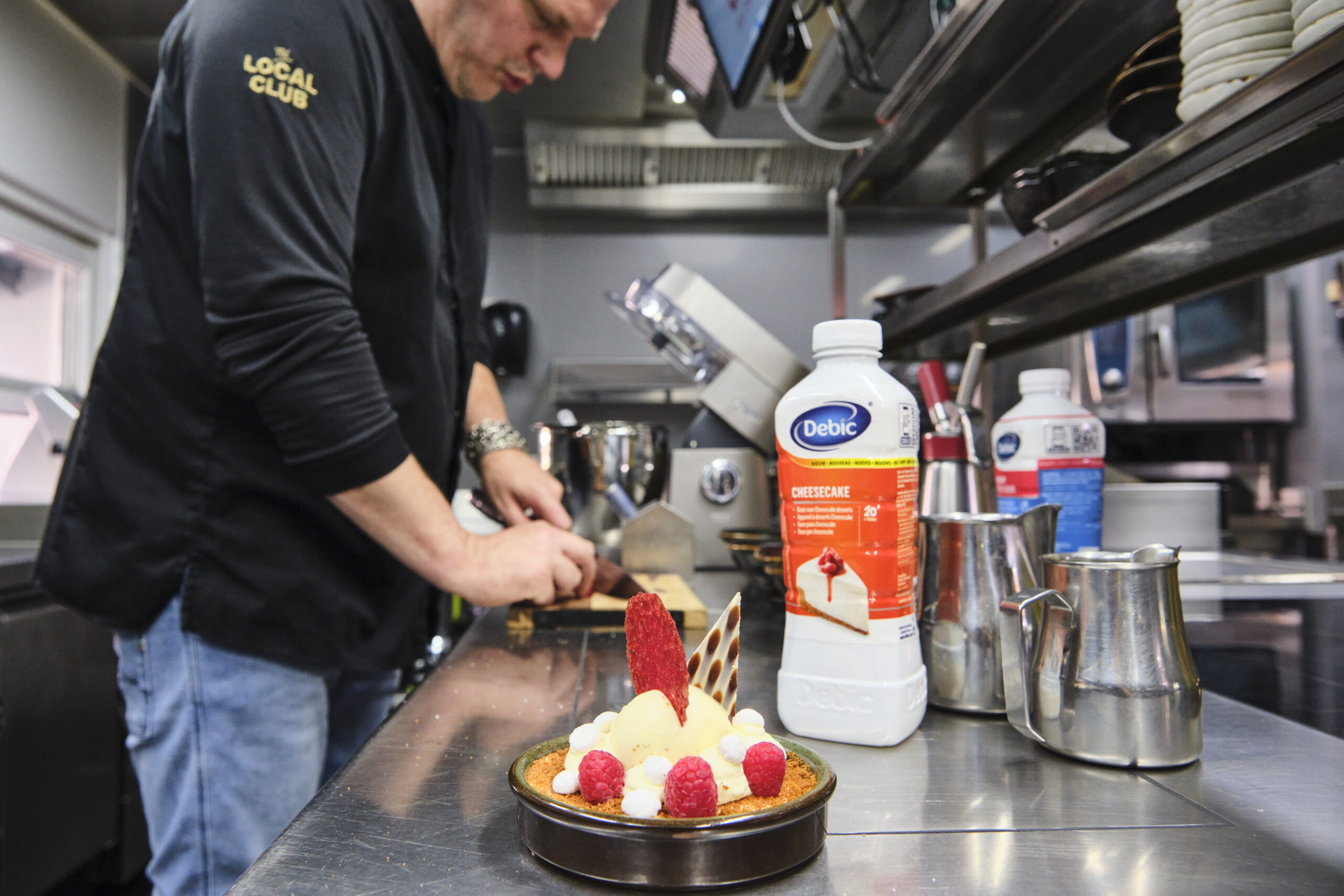 Chef-kok Ton van Houwelingen: ‘De producten van Debic zijn zo gemaakt dat je er je eigen draai aan kunt blijven geven.’