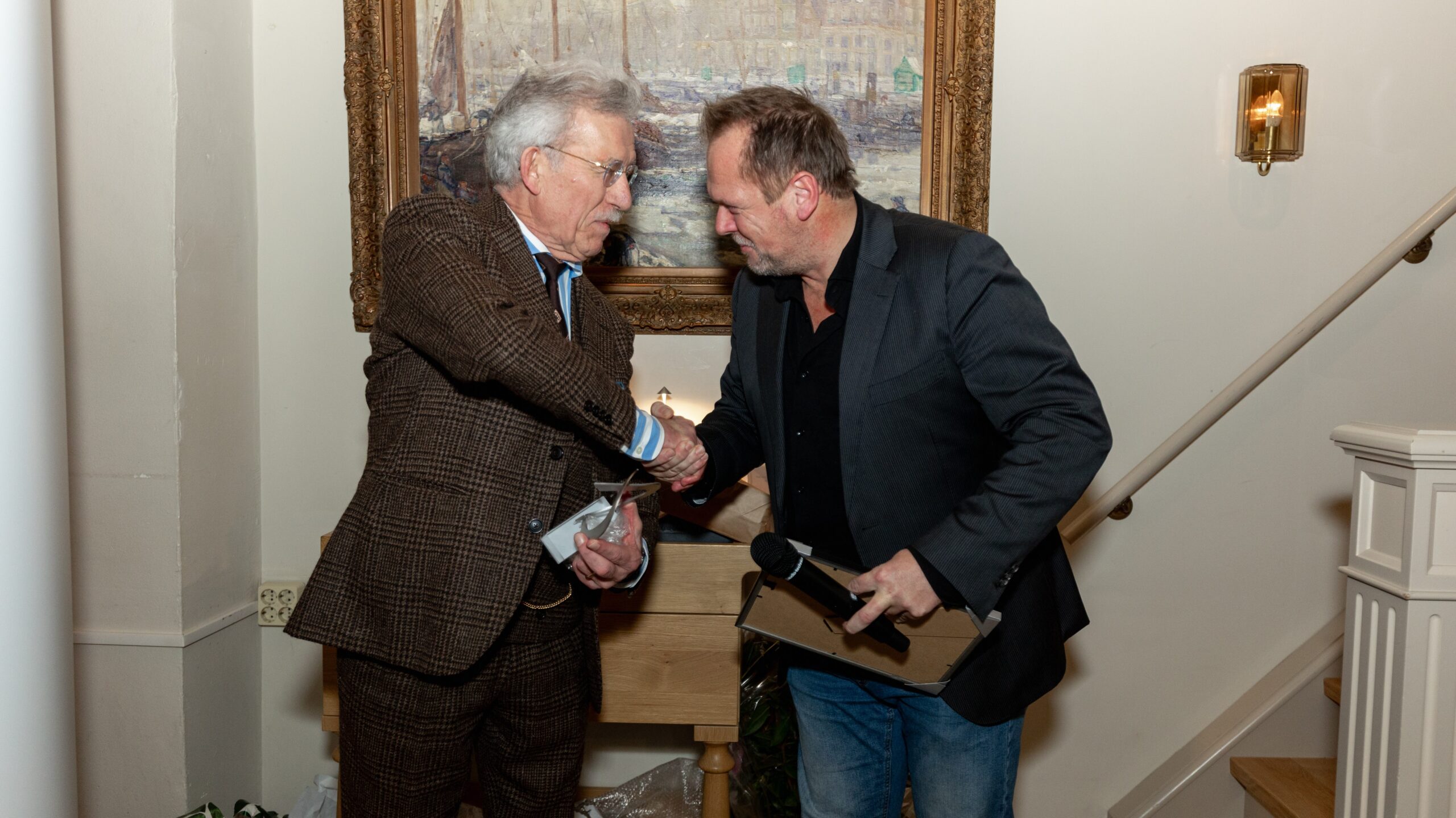 Frans Hazen van Grand Hotel De Draak krijgt Hart voor de Horeca Award