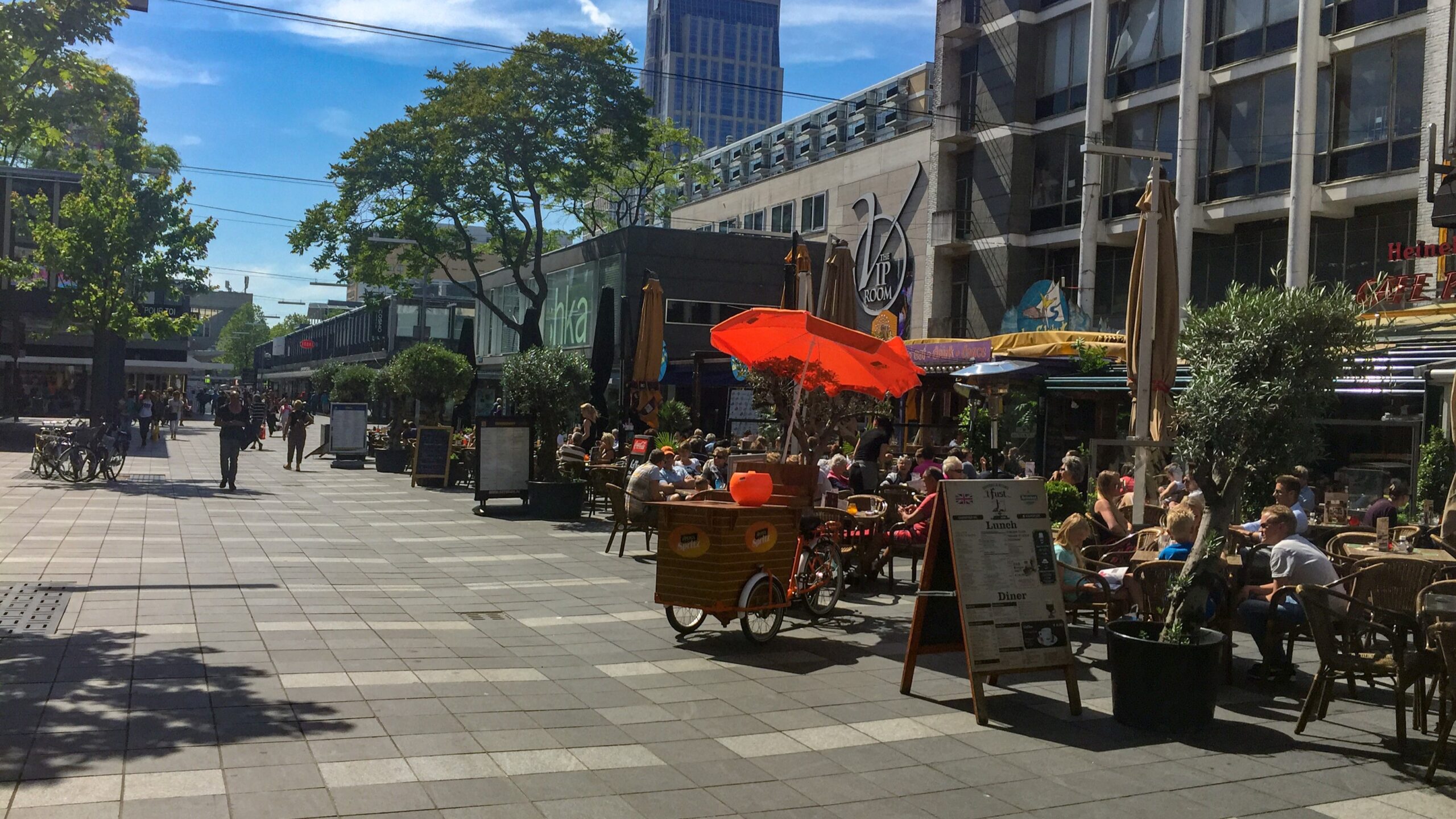 Stadhuisplein shutterstock