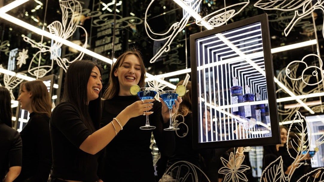 Lucas Bols viert 450 jaar in Amsterdam met heropening Cocktail Experience