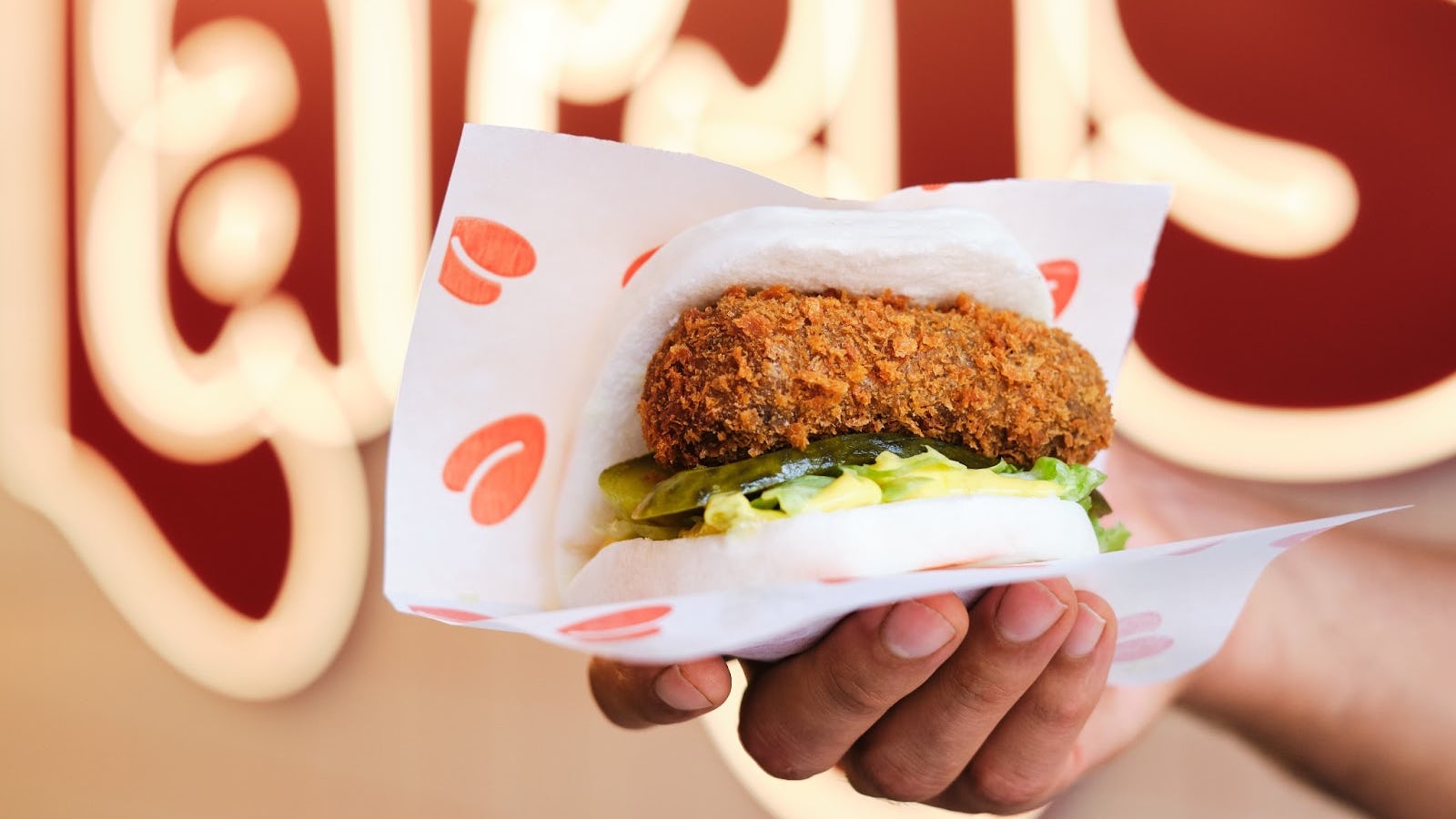 Larry's mikt met bao bun op nieuwe hype in Amsterdam
