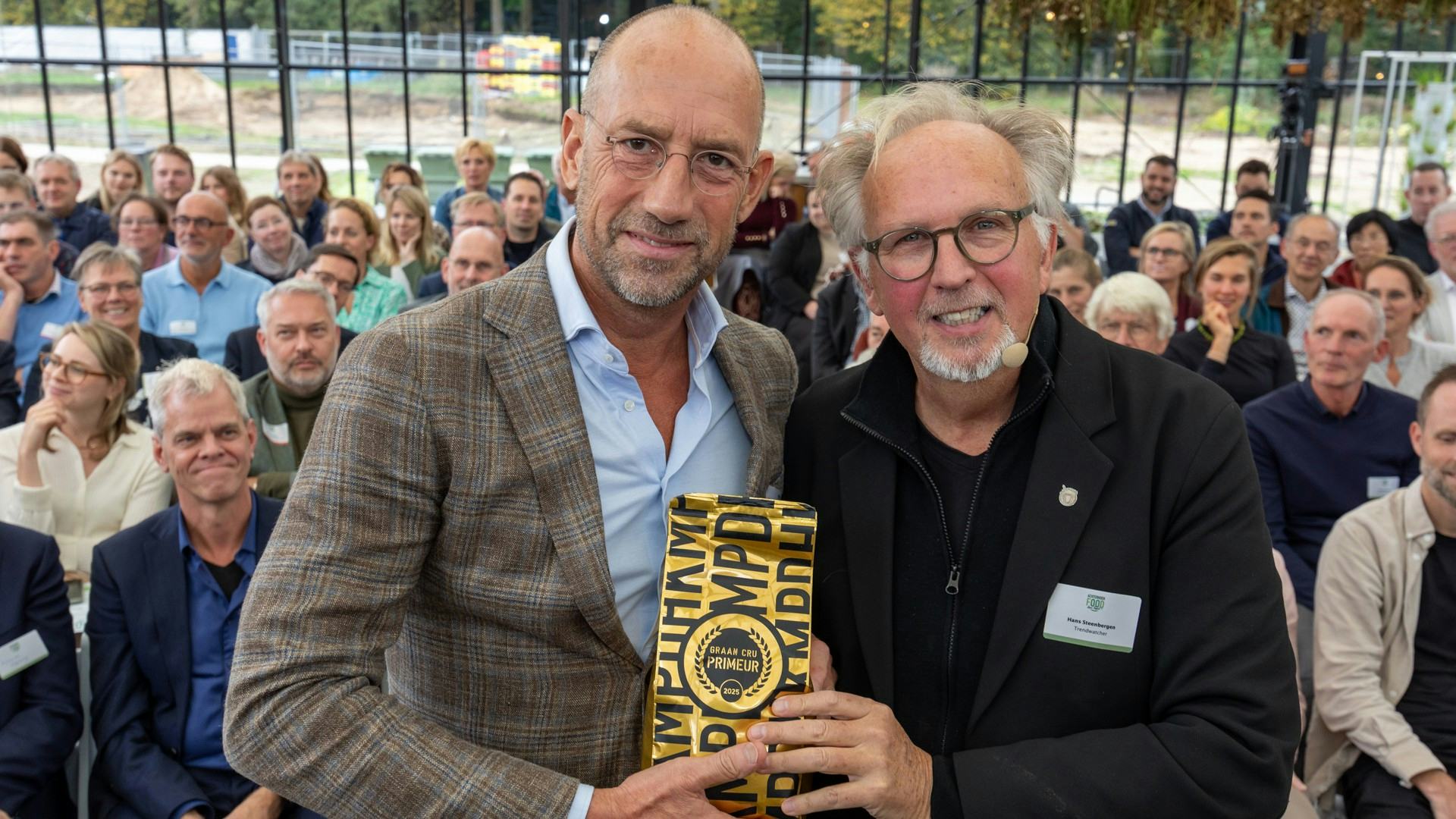 Restaurant De Heikamp presenteert eerste maling eigen Nederlandse zomertarwe