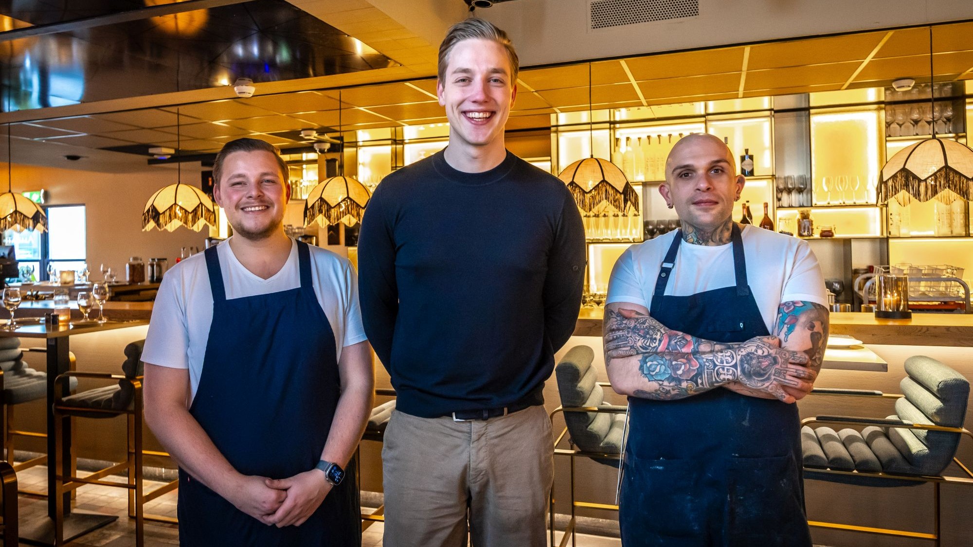 Gastheer Nanne Bakker (l), eigenaar Alexander van Weelde en chefkok Derek Reali. Foto-credits: Diederik van der Laan / Dutch Photo Agency
