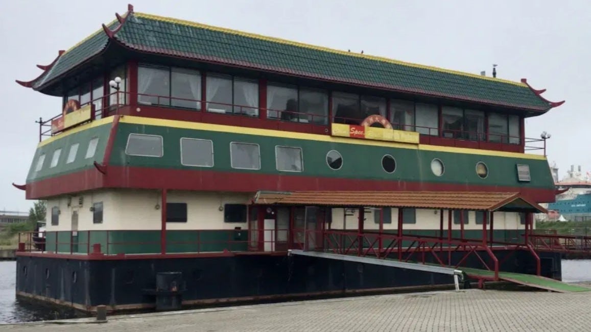 Restaurantboot 'North Palace' in Den Helder (foto: Vastgoedveiling)