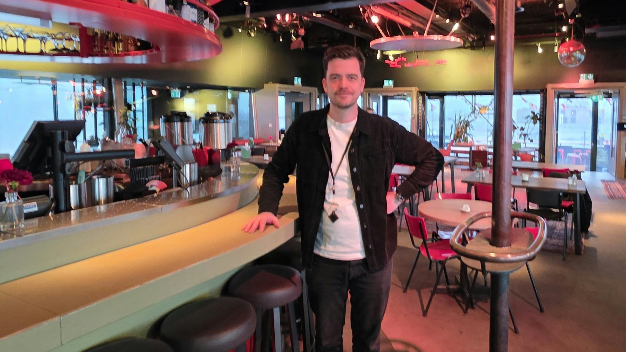 Wouter Denessen keert terug in de horeca als f&b-manager van Volkshotel