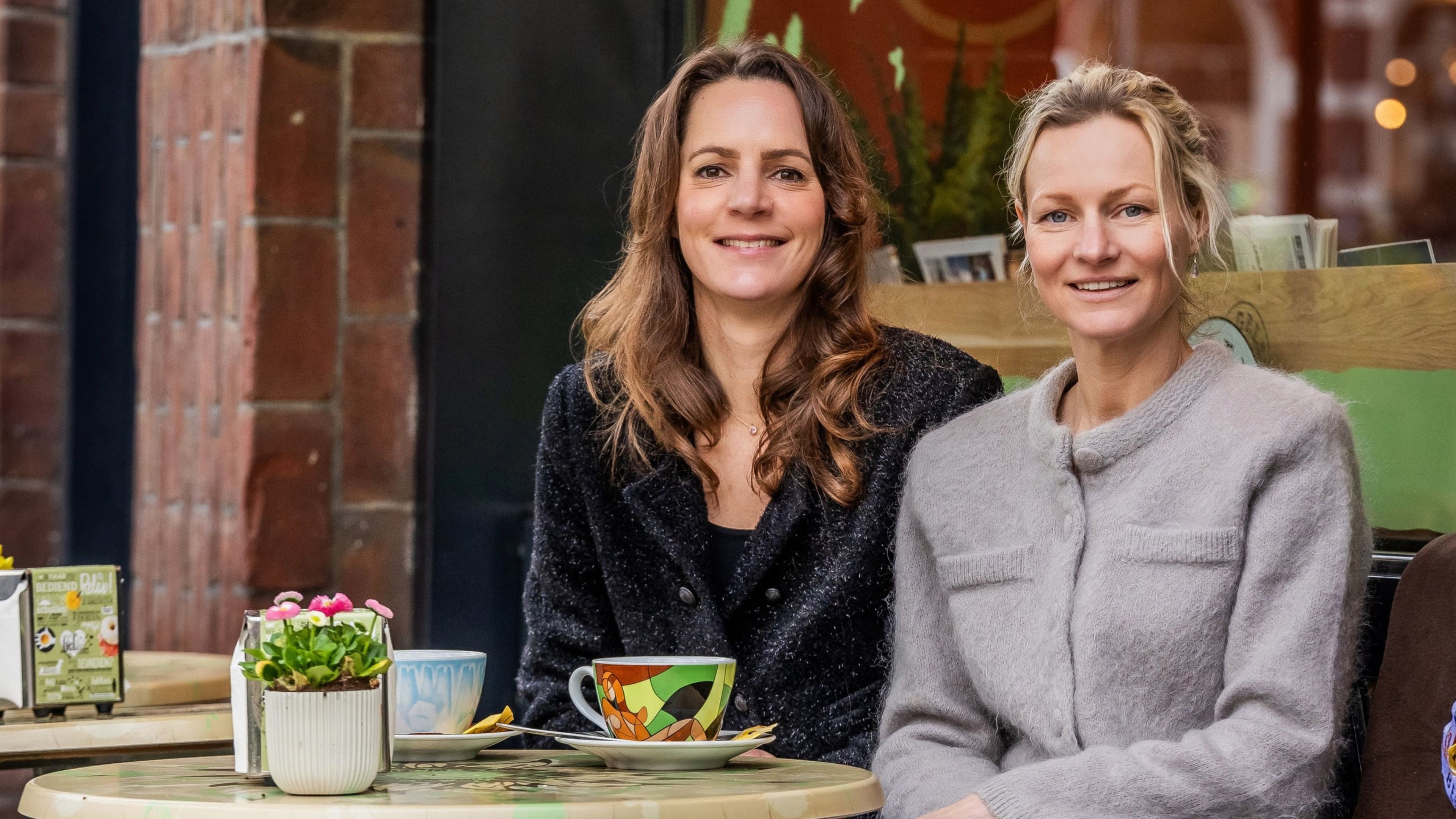 Lizan van der Pol (l) en Carolien Vergouwe - van Bagels & Beans