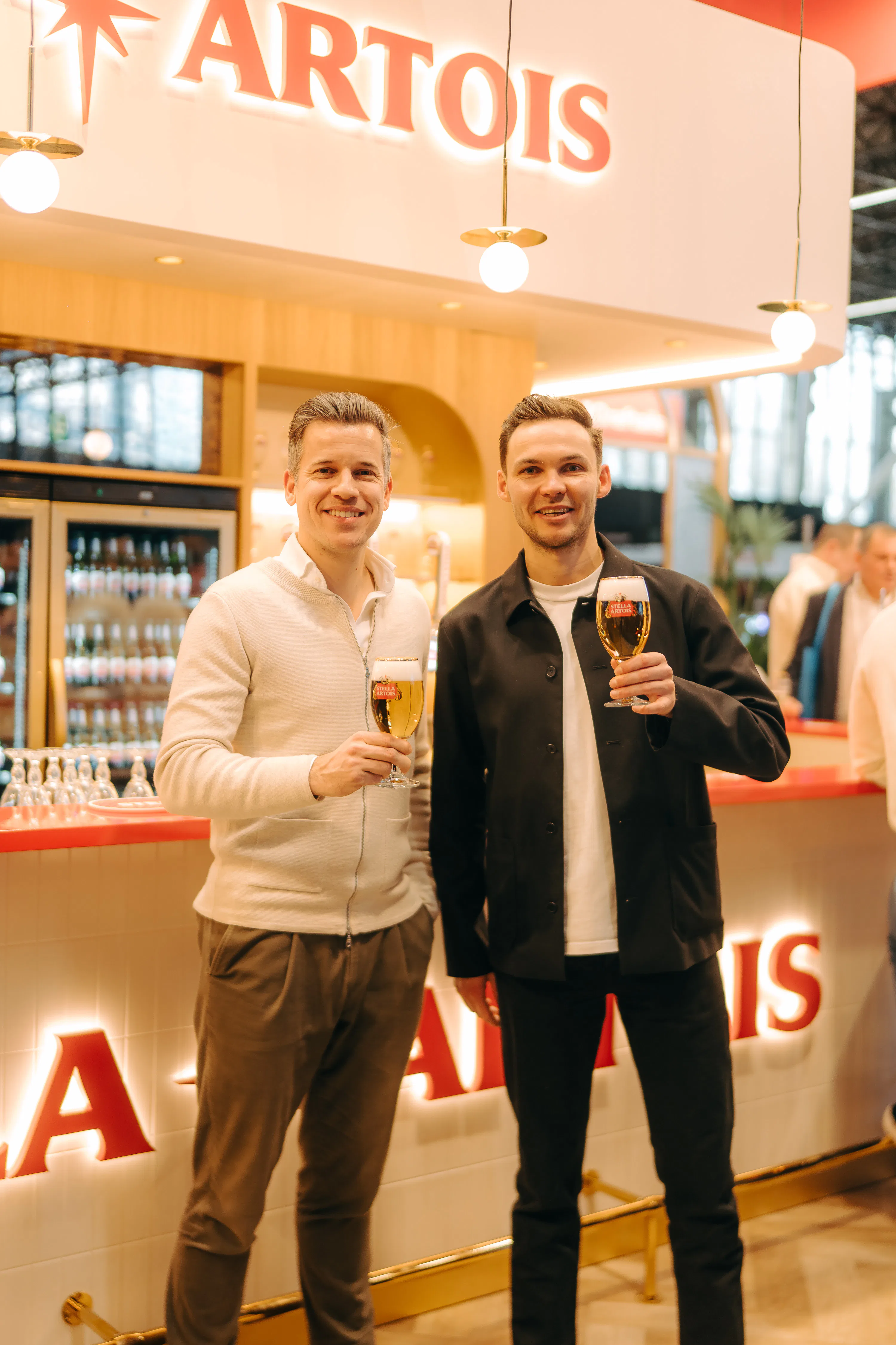 Country director Jasper Kessels (links) en horecadirecteur Arnout Poelstra (rechts).