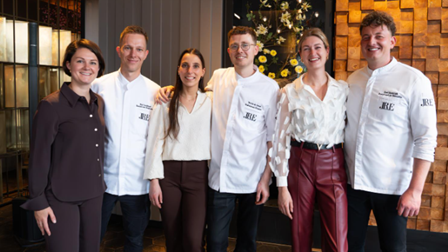 V.l.n.r Lissa en Kaj Landman, Michelle Leone en Yorick de Groot, Kim Blaauw & Roel Sieverink.