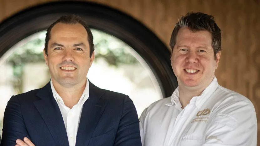 Pascal Beerens (l) en chef Roy Eijkelkamp van De Bokkedoorns** in Overvecht (foto Kris Vlegels)