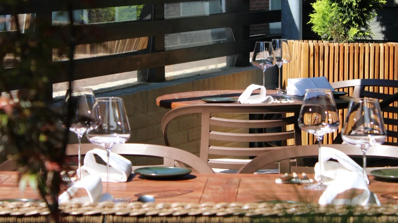 Het terras van Shun in Medemblik