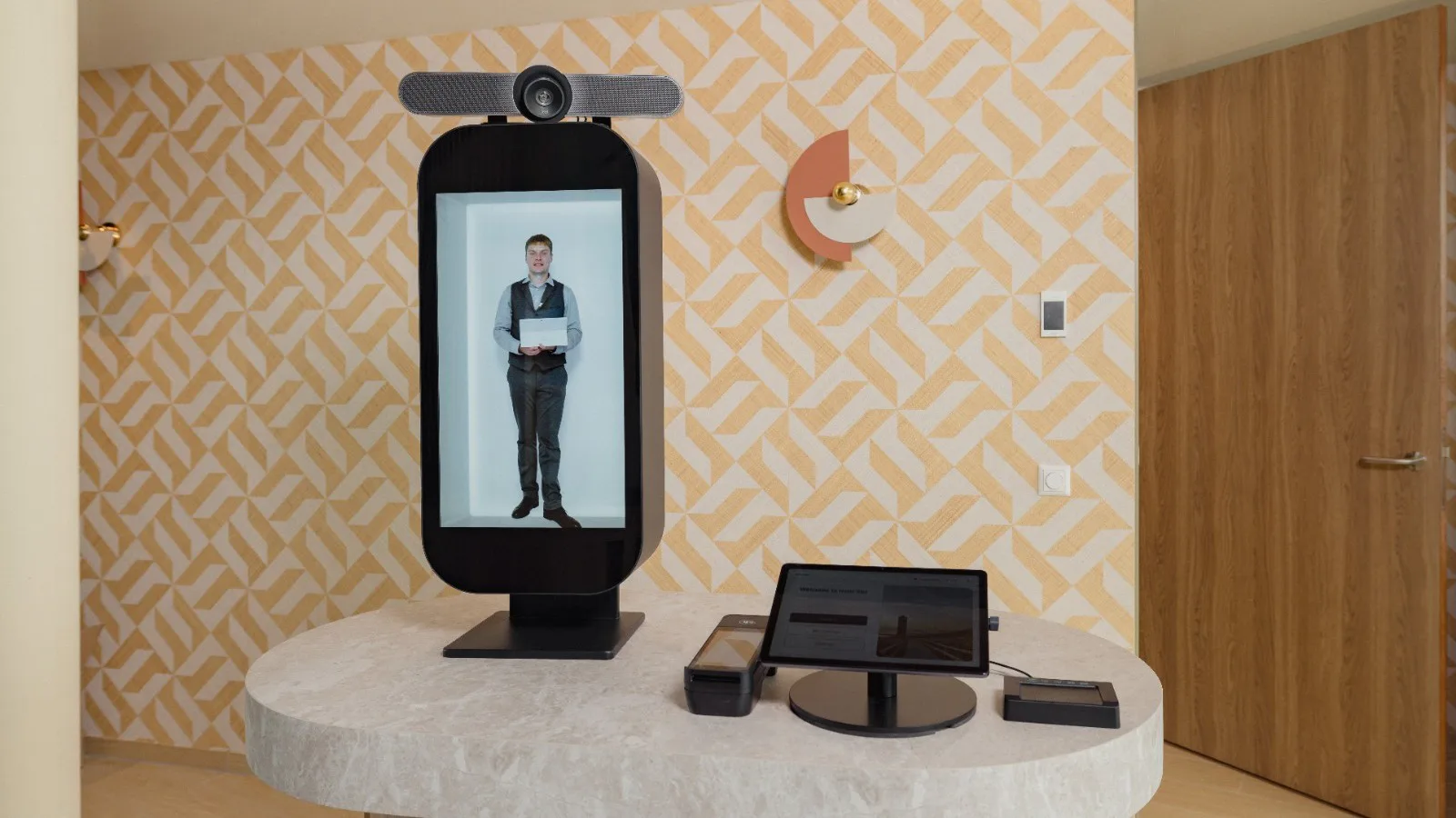 De hologram-receptionist van Yaya Works. Eigen foto