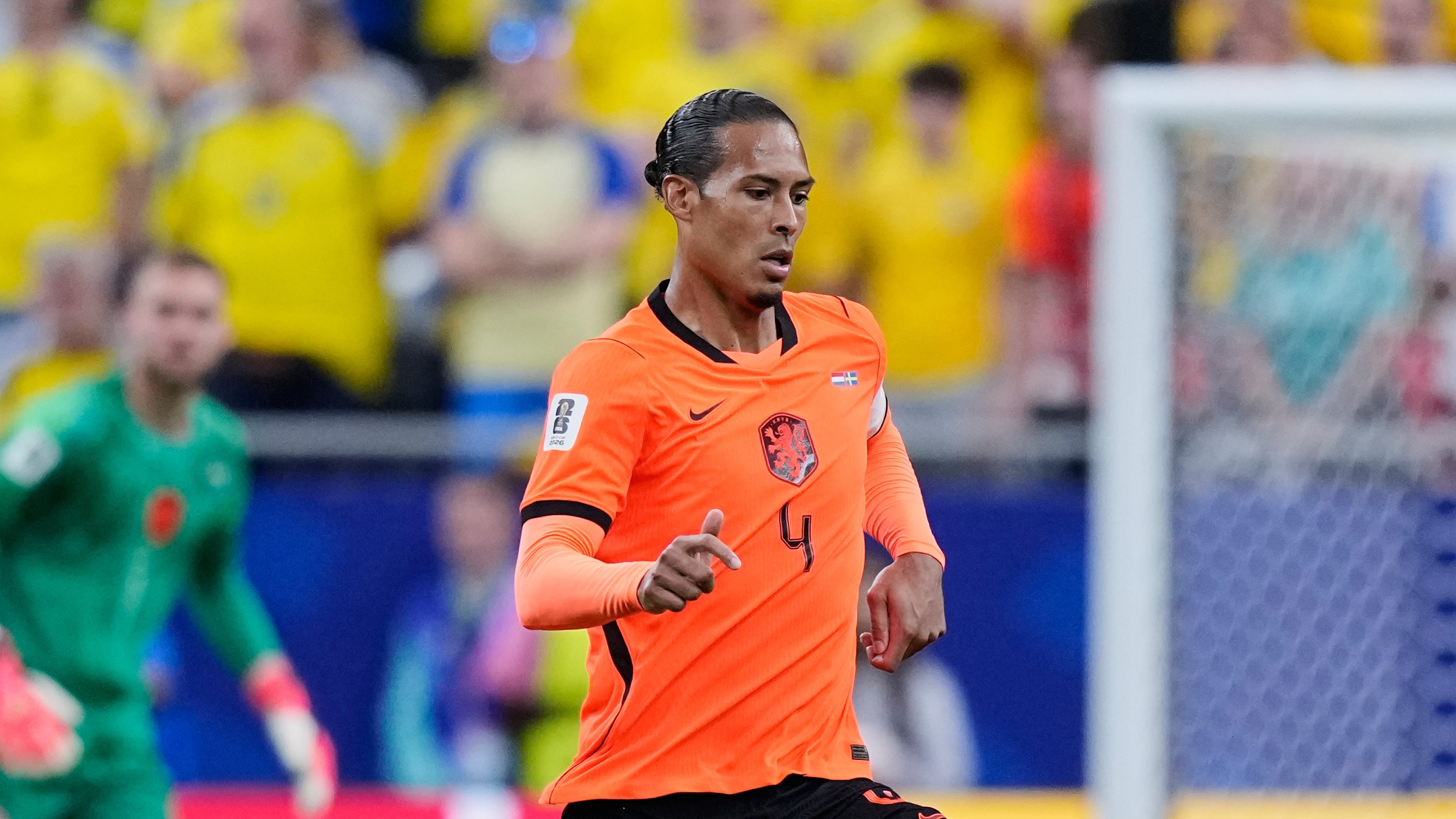 De echte Virgil van Dijk (AP Photo/Ashley Landis)