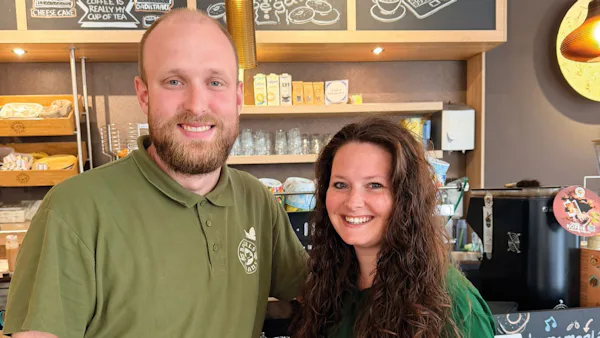 Yanouk en Koen openen hun tweede vestiging: Bagels & Beans Roosendaal
