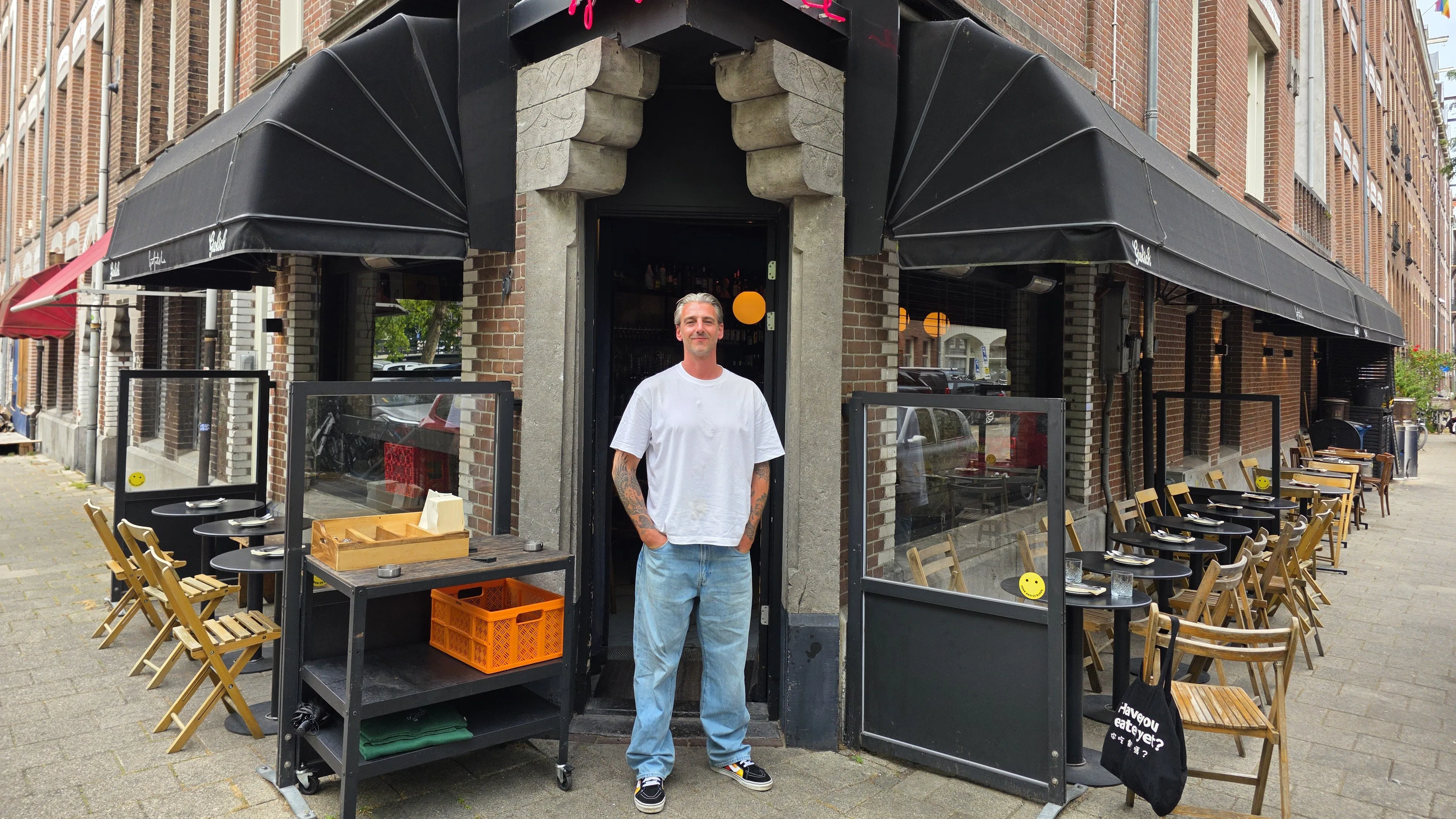 Bas Lammersen voor zijn restaurant Sjefietshe.